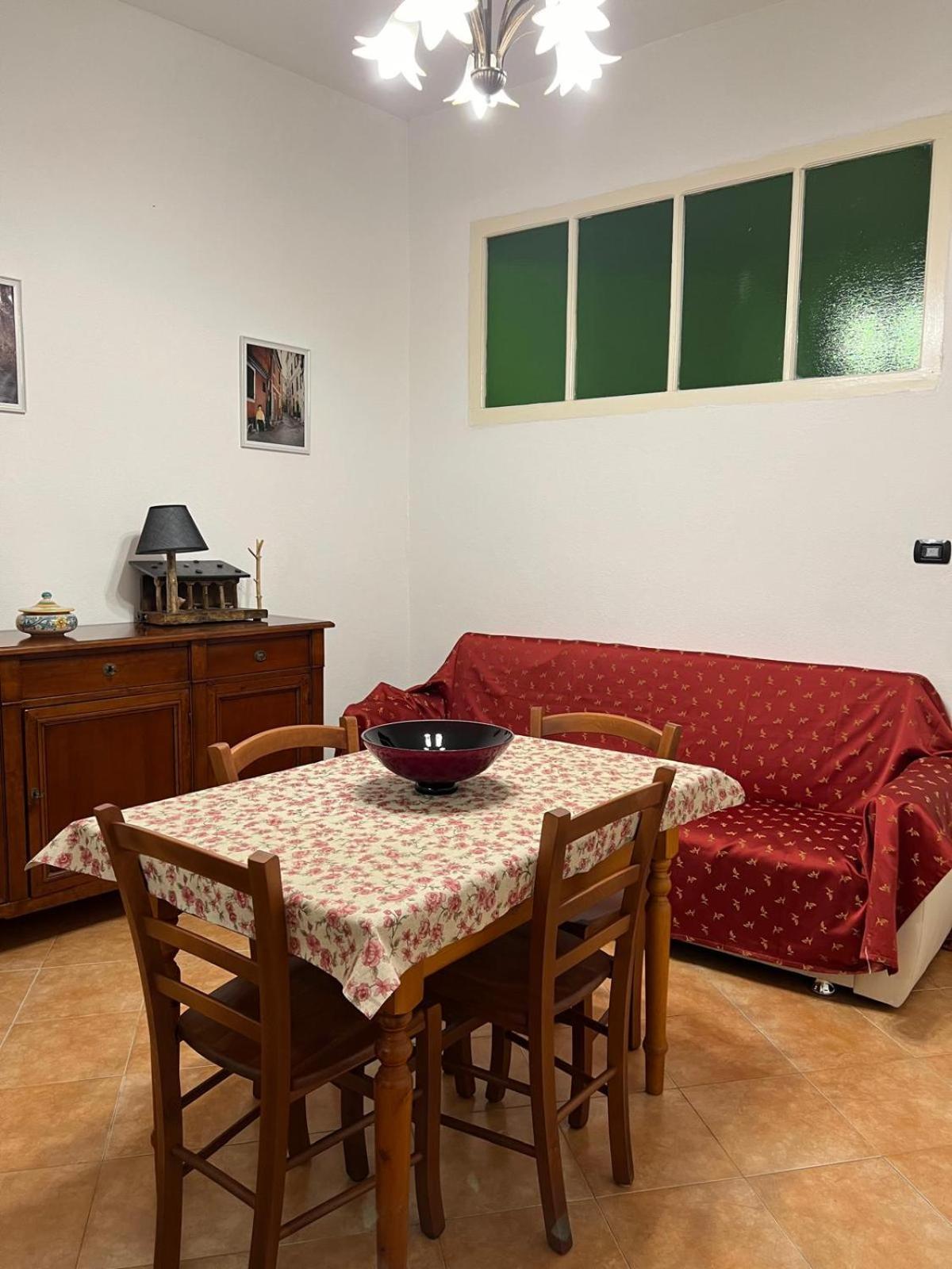 レヴァントLa Casa Di Franciアパートメント エクステリア 写真