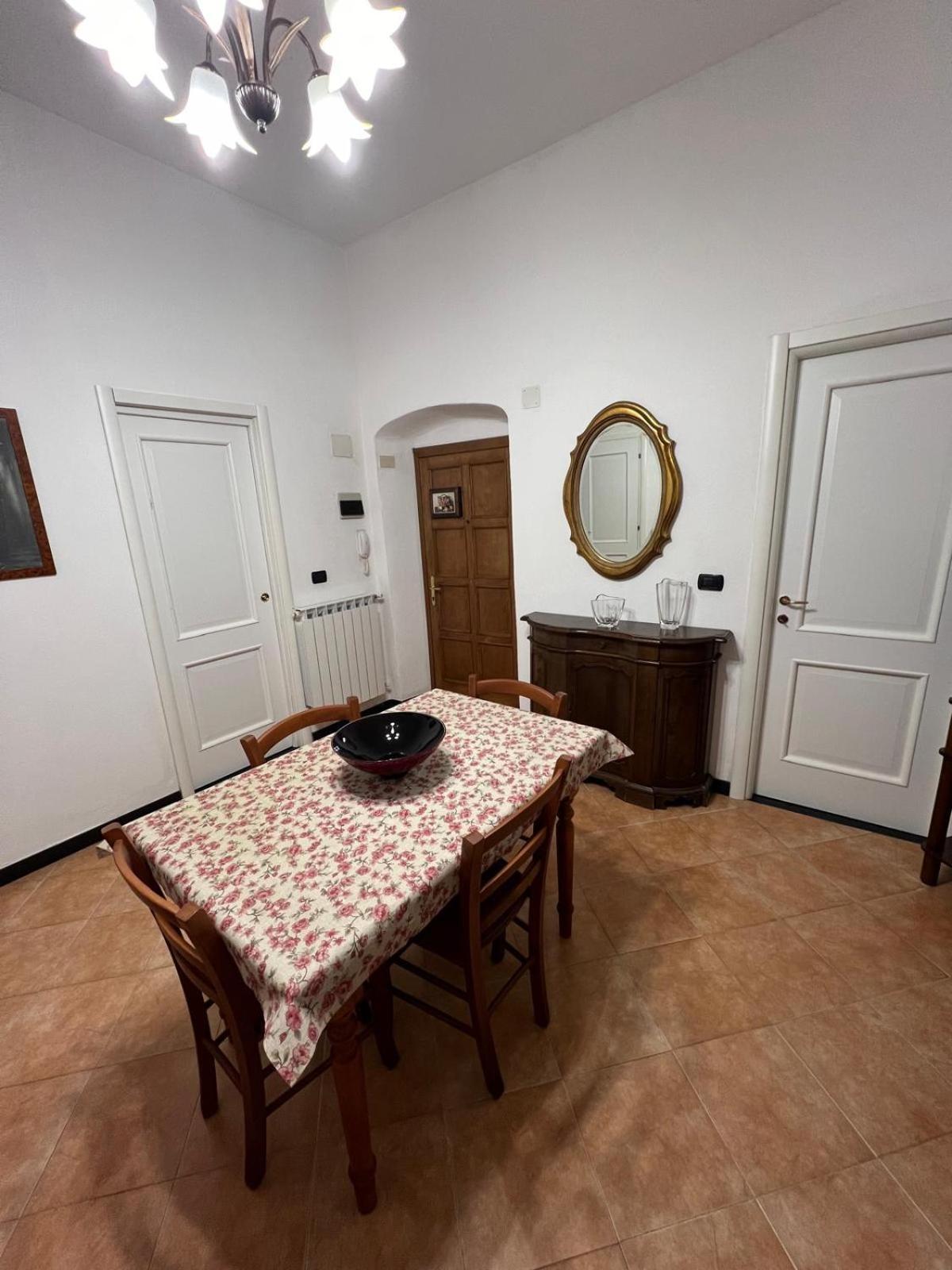 レヴァントLa Casa Di Franciアパートメント エクステリア 写真